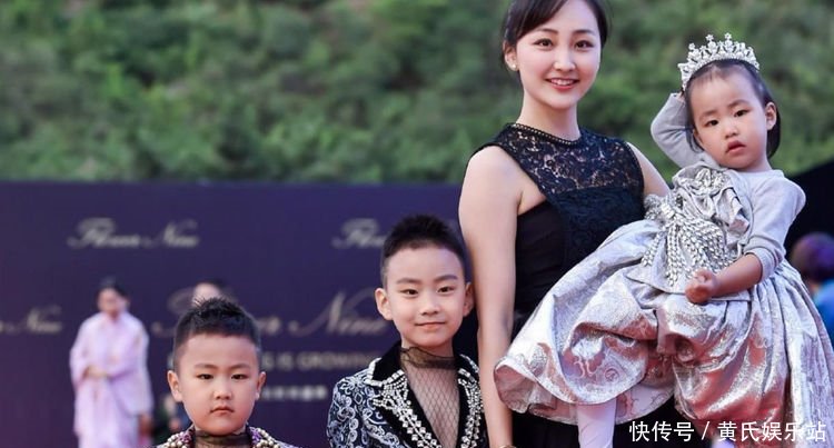 『家暴』她不惧怕家暴嫁二婚渣男，婚后连生3胎，今30岁仍嫩得像20岁