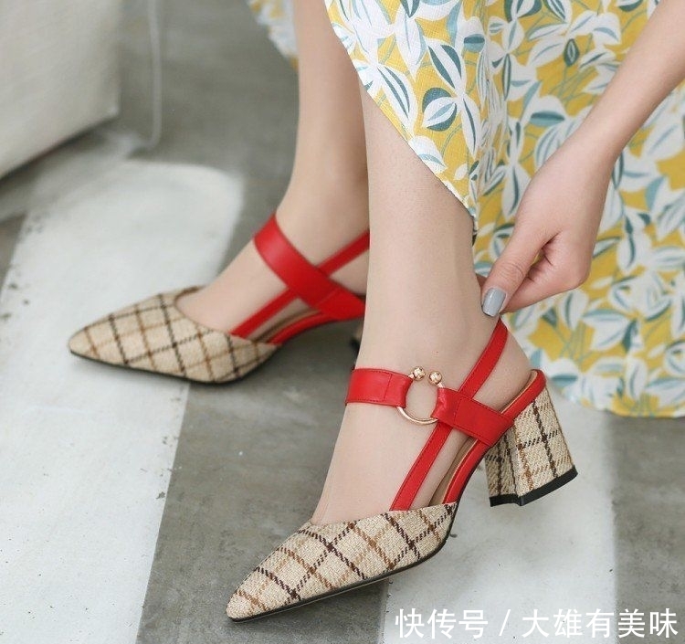  坡跟@天啊这么有女人味的高跟鞋，被高跟控的老婆看到了一下买了六双