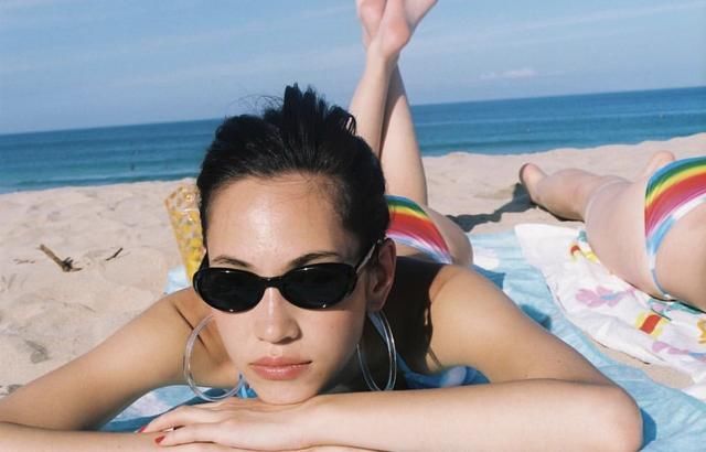 水原希子穿泳装很撩人！Official Kiko泳衣系列现已上架！