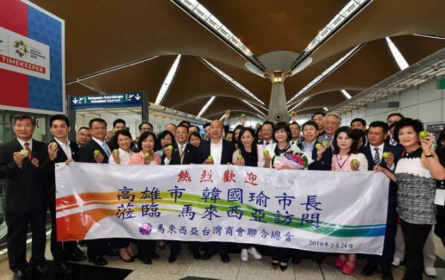 韩国瑜反对台当局打压:你也压不住，土包子还是起来了!