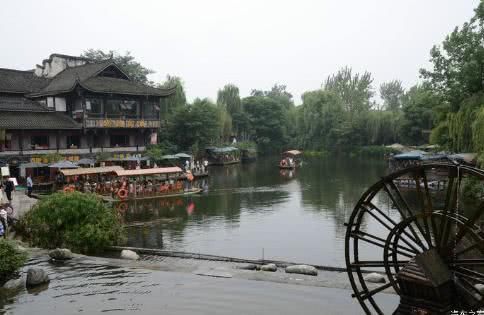 成都的这个景区越火爆越不收费，懒到最后反而还越来越出名