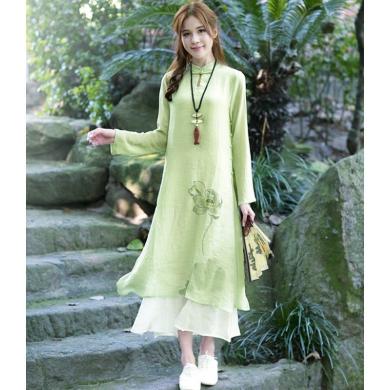 微胖女穿最美的流行中国风“茶服”，风韵十足、引人瞩目