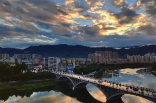  「乐昌」中国四个以“昌”命名的城市，一个比一个厉害，会是你