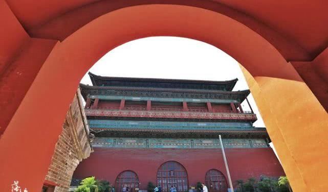 京城著名的文化地标，最有北京味儿的地方，外国游客都喜欢来这里