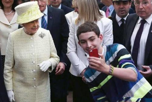 英国女王最爱的4大件,帽子不能少,最后一件女生受不了!