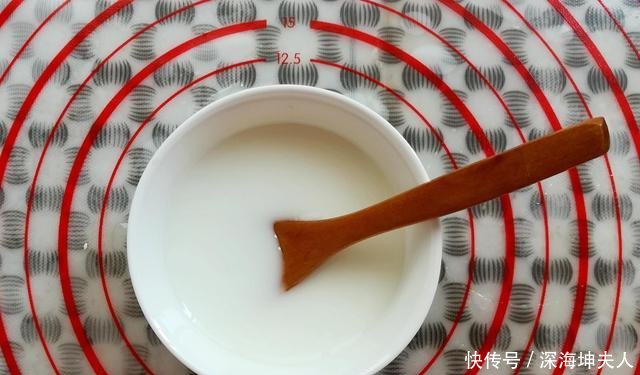 润肤:春天我常喝这汤,补水美白润肤,比面膜管用,邻居都说我变美了!