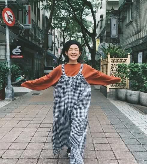 林彦君:又一明星推迟婚期!恋上小6岁男友半年,意大利梦幻婚礼遥遥无期