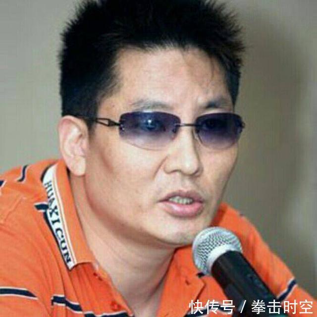 刘信达@黄子韬想谈恋爱吃闭门羹!中国作家刘信达:我给你当红娘