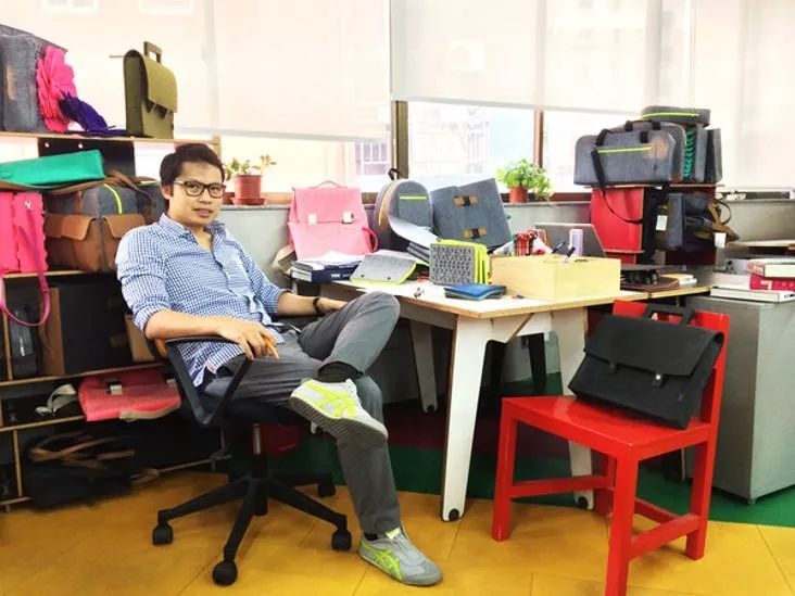 没有北极狐、没有 Herschel …爆灯推荐这款小众包包