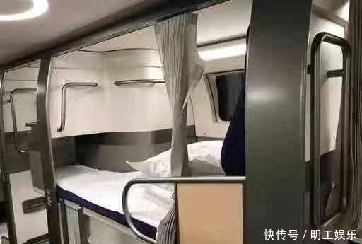  #行走#厉害了我的国,中国最舒适的双层软卧高铁,行走大中国越来