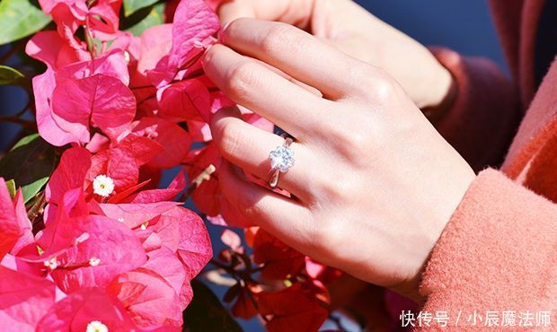  『着自己』婚戒怎么戴？结婚戒指戴哪只手才对呢？