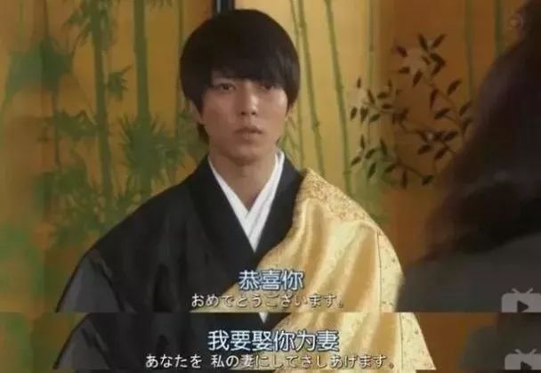 还在流行小奶狗?Instagram盐系小哥哥火遍悉尼CBD，只因他修长有