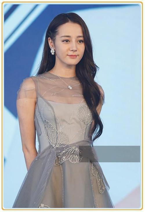 看了热巴的薄纱裙，再看张雪迎，网友：可爱和可笑差距一目了然！