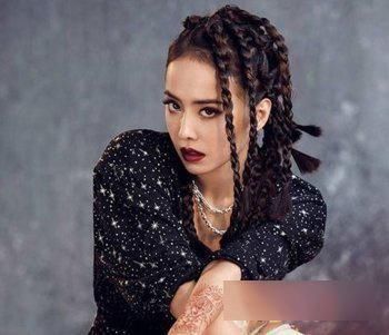 变身酷女孩就梳小脏辫发型！