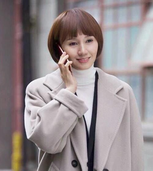 气质■真正有气质的女人，过了35岁很少选这3种发型，比同龄人显老10岁