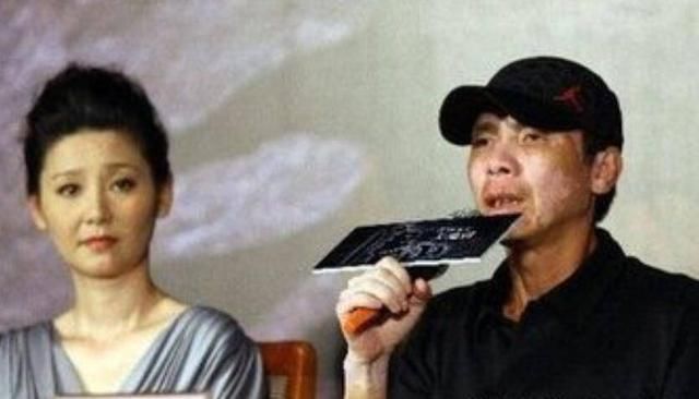 冯小刚公开回应质疑：自己一直不露面的真实原因，并且亲自反驳