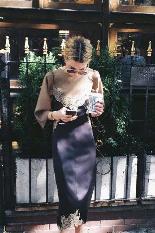 吊带裙真的百搭又好看