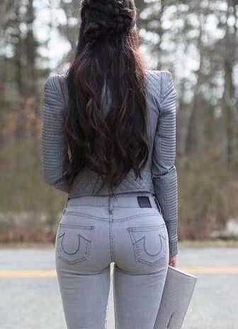 不必非要大长腿，紧身裤也能穿得十足美，让你赚足回头率