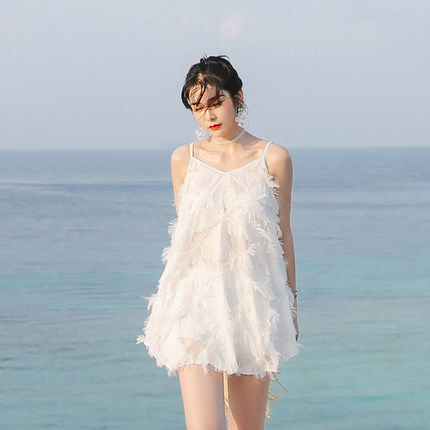 去海边不穿泳衣?那去干嘛?穿这样的泳衣我会玩的更开心