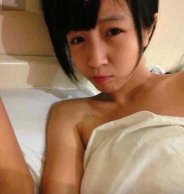 抖音爆火莉哥微博澄清黑历史，对床照事件回应：谁还没有过感情史