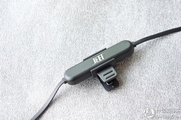 2018蹭听党万岁~! 篇五:实用至上!捷粉眼中的网红耳机JEET W1S