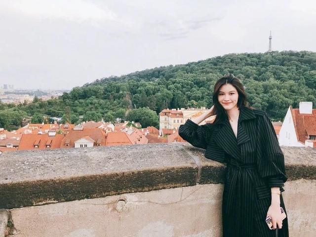 何穗好爱哑光唇，滋润没唇纹又质感爆棚！