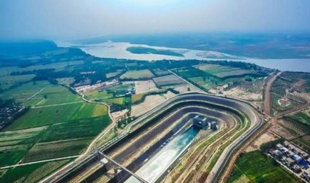 中国基建再次发威，将重启100多年前的逆天工程，相当3.5个三峡