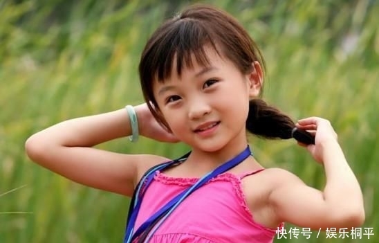 #逆袭#20岁林妙可罕见晒素颜,“小土娃”逆袭成公主,网友直呼心动了
