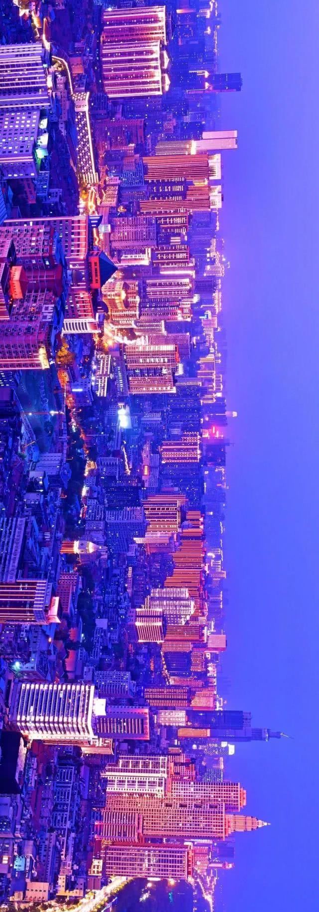 央视直播！武汉用8分钟表白祖国，太太太燃了……