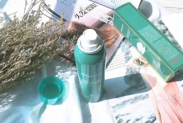 古力娜扎带火的娜丽丝要停产了?这款防晒喷雾明明更好用!