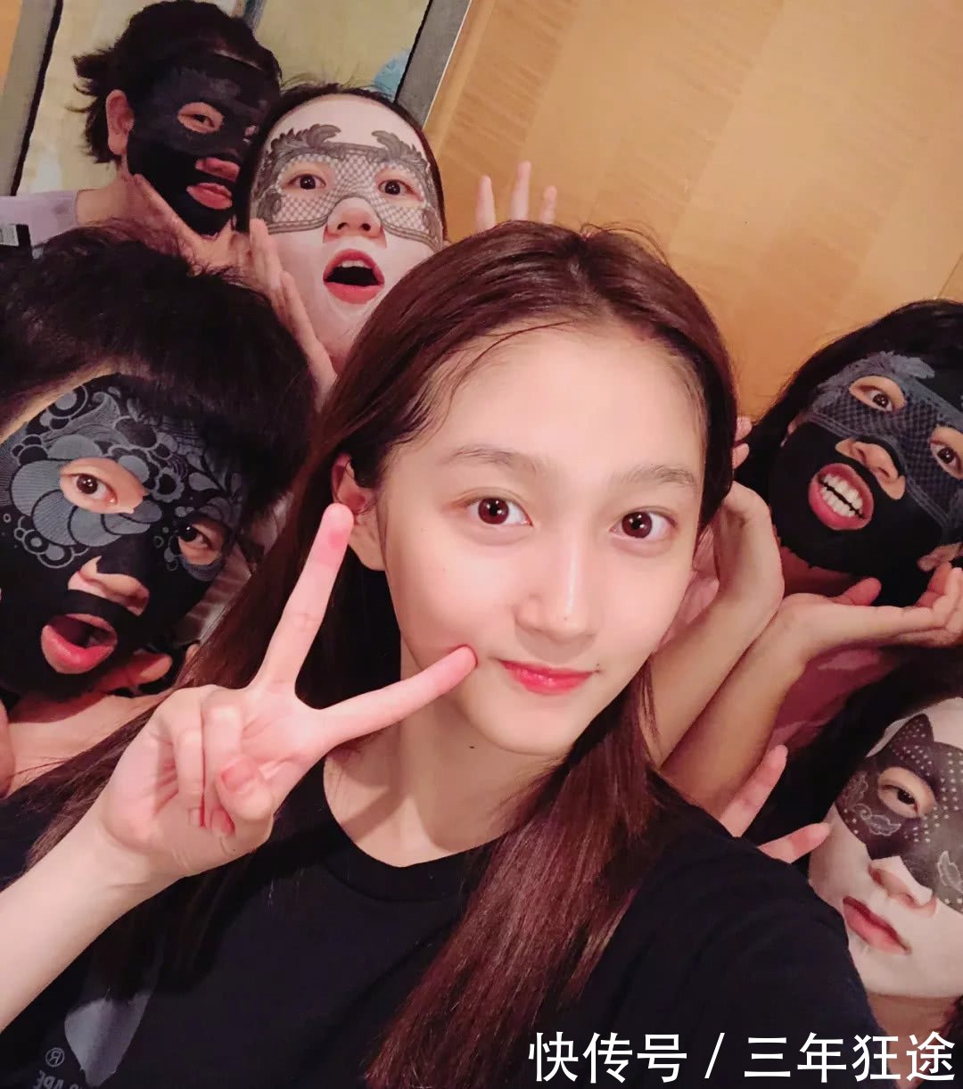 90后郑爽的黑眼圈比周迅都严重？眼部保养要重视了！