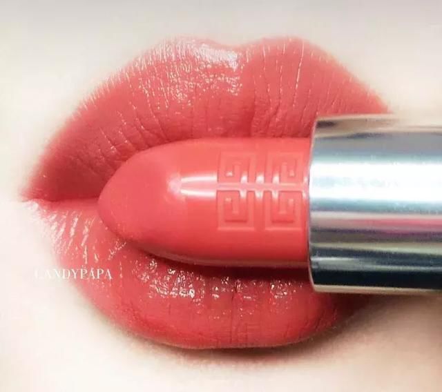 砸锅卖铁也要剁的热门口红，少买一支我吃不下饭!