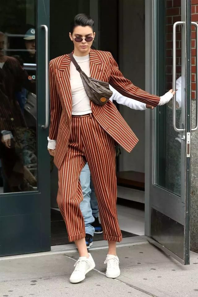 慵懒甜美超酷girl,卡戴珊家金小妹!