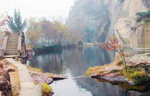 浙江最特别的城市，凭借两个古镇闻名全国，如今已升为二线城市