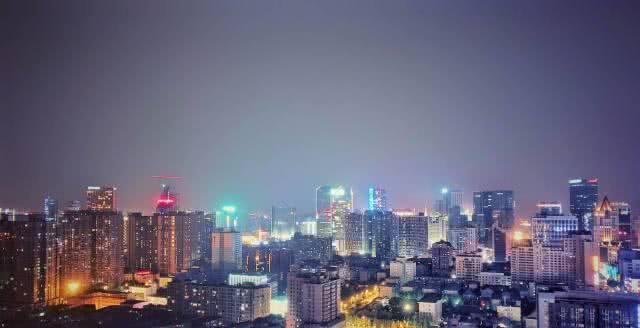  [中国]中国最有潜力城市：连续5年占新一线榜首，未来可能晋升一