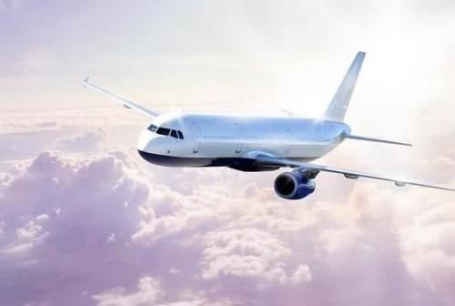 飞机没了挡风玻璃,究竟会发生什么呢?老外用真空模拟告诉你