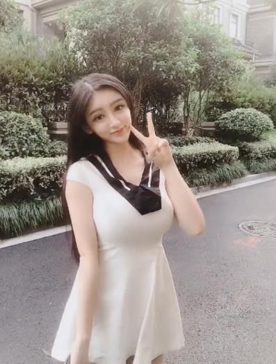 清爽|超有女神范的小姐姐,充满优美曲线,清爽还好看!