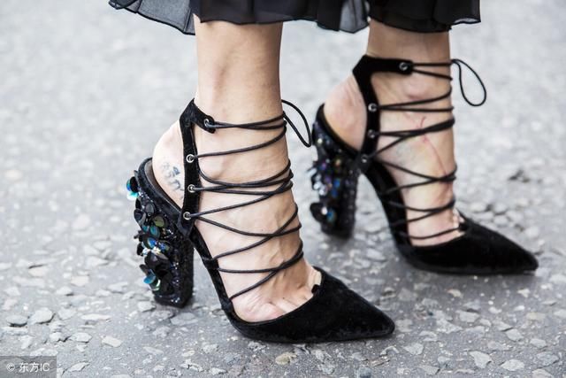 明明穿了高跟鞋，却还是不好看！这是为什么呢？