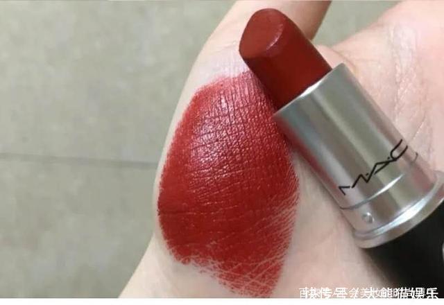  「质地」Mac，KIKO，卡拉泡泡平价彩妆品牌中，价格适中又显白的口红色号