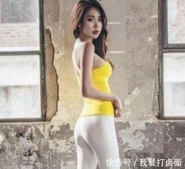 搭配让你■穿搭破烂短热裤，秀出修长的美腿很迷人！，高颜值小姐姐
