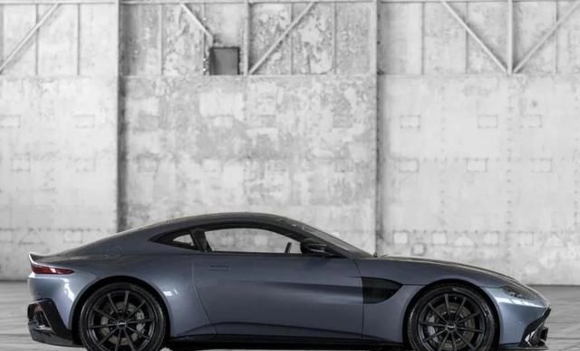 『车型』现代与经典相聚 阿斯顿·马丁Vantage 70周年回顾