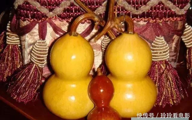  椅子@大爷花10年“种椅子”，一把卖80000！这些文玩在家也能种