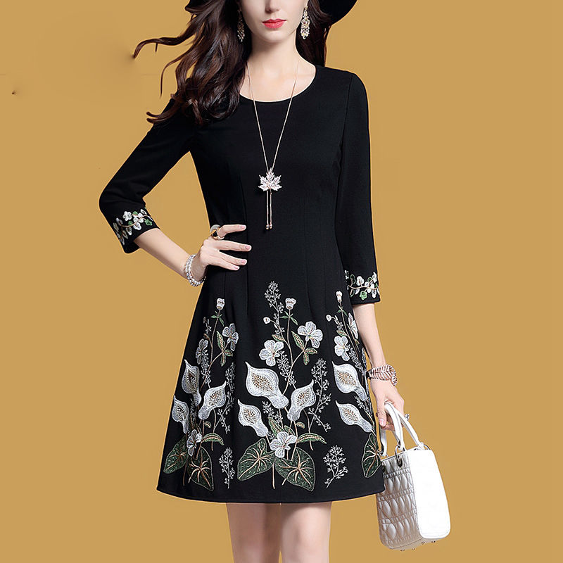 中秋说冷就冷!剁手也要给老婆买件这样的精致秋裙，洋气保暖