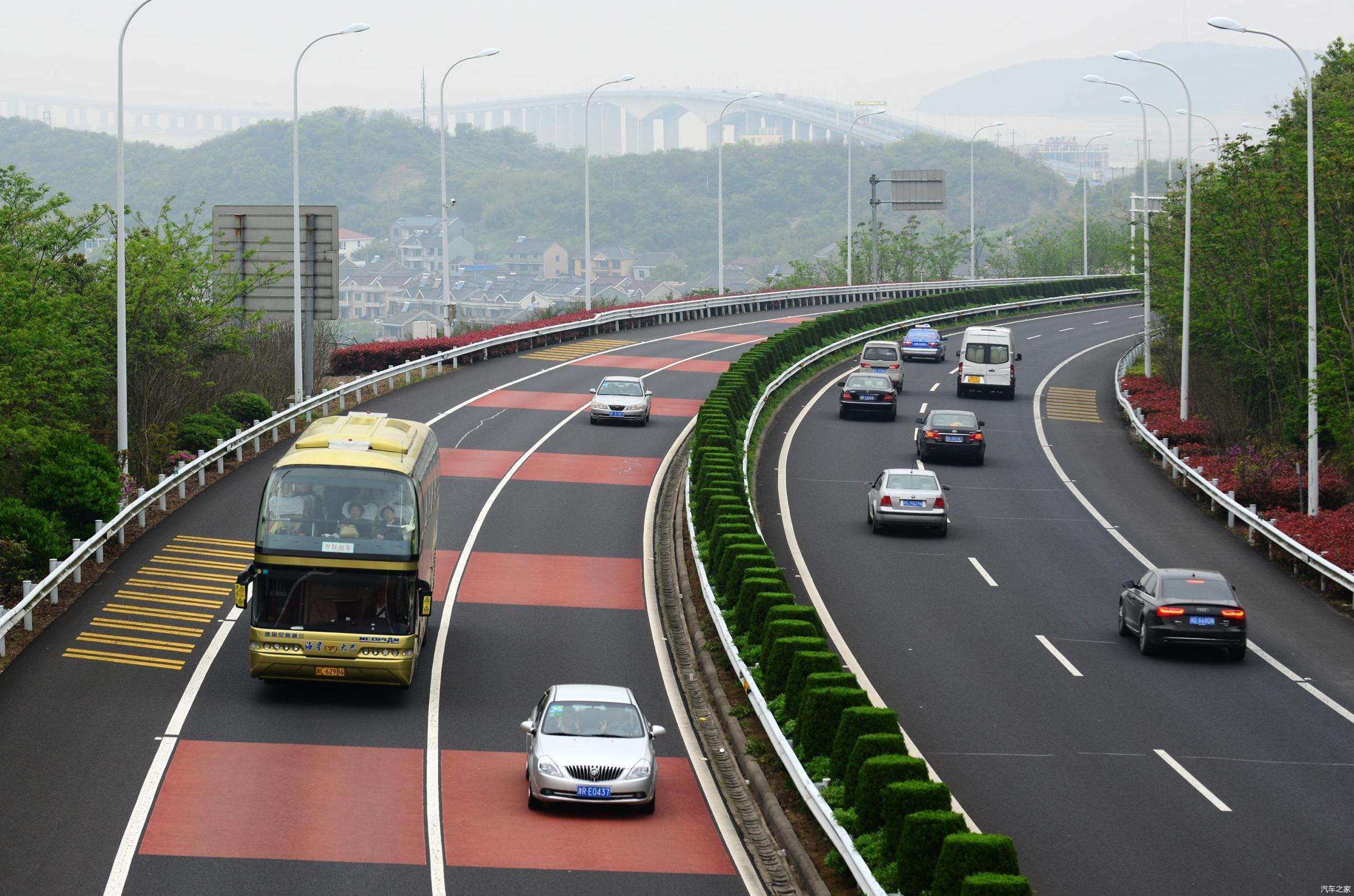 同样400公里路程，是走国道划算，还是走高速划算？