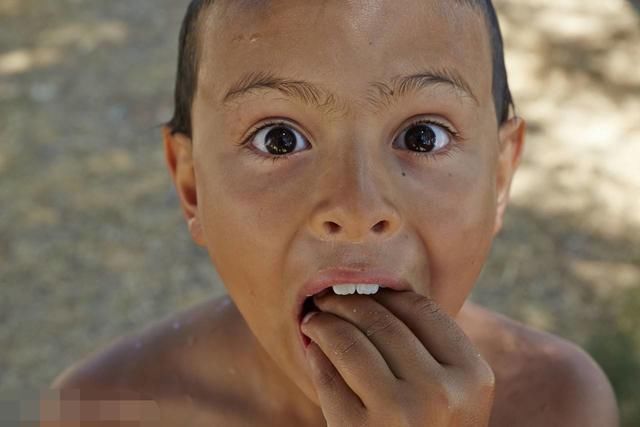 章文事件：当事人女子称持有当事物件却还被威胁，这世界怎么了？