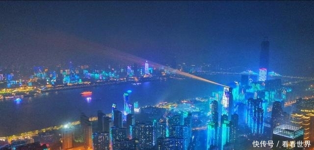 2019即将走入历史，用这段夜景留下瞬间的武汉