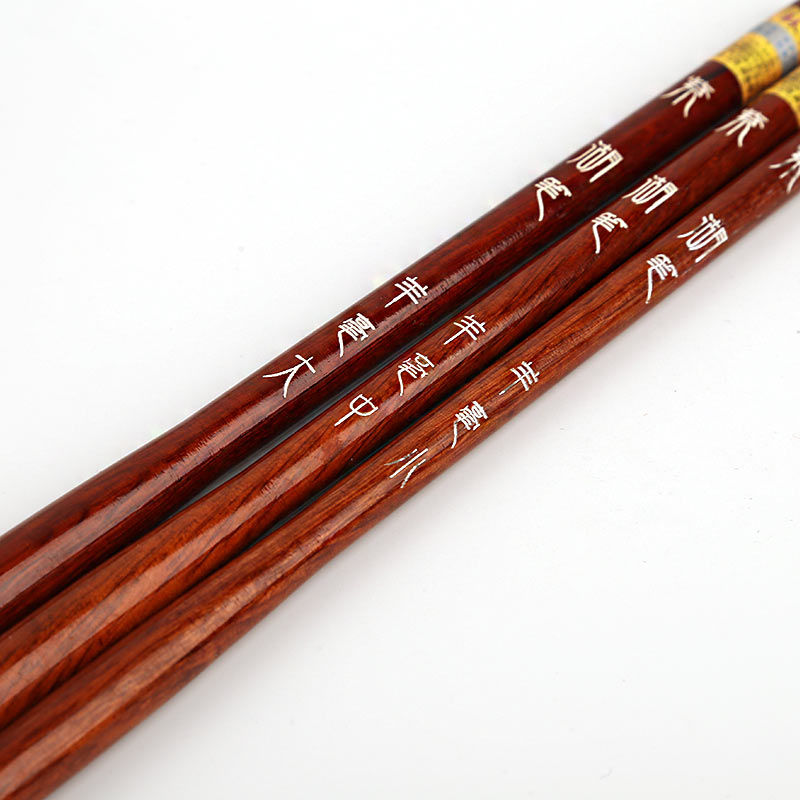 等我有钱了，一定学学文化人摆鸡翅木、红木摆件，复古大气显格调