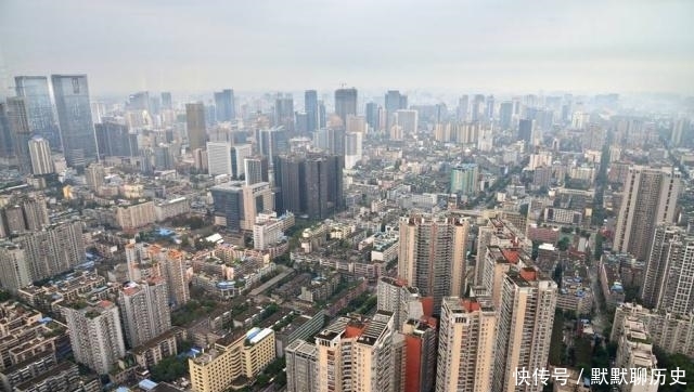 中国最高的几座摩天大楼，其中一个在上海，其他两个在你家乡吗？