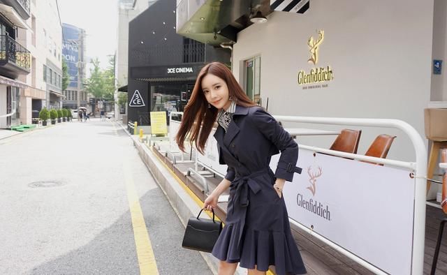 每个人都有很艰难的岁月