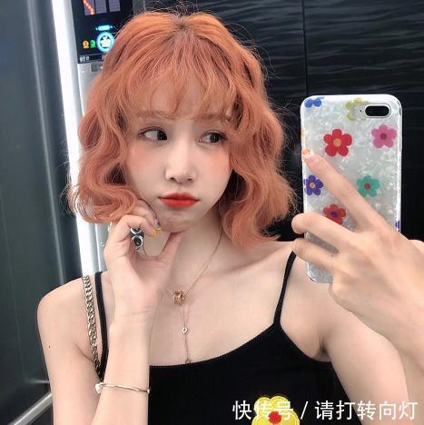  #女人#女人35岁以后，这4种“装嫩发色”最好别染，反而显土显老气